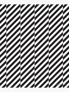 black and white diagonal striped pattern with vertical lines in the center, forming an illusion