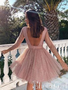 Gorgeous tulle short formal dresses. 1.Silhouette:A Line 2.Fabric:Sparkly Tulle 3.Embellishment:None 4.Neckline:Bateau Neck 5.Sleeve:Sleeveless 6.Waistline:Natural 7.Hem-length:Short 8.Back Details:Zipper 9.Fully Lined:Yes 10.Built-In Bra:Yes 11.Boning:No 12.Picture Color:As Pictures (If you want other colors, please contact us or put a cart note) Pink Homecoming Dress Short, Backless Homecoming Dresses, Homecoming Dresses Sparkly, Homecoming Dress Short, Mini Homecoming Dresses, Cute Homecoming Dresses, Tulle Homecoming Dress, Pink Homecoming Dress, Formal Dresses Short