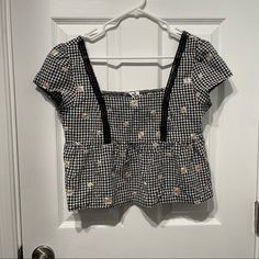 New Without Tag And Never Worn Size M From Marshall’s Kv8 Casual Fitted Tops With Grid Pattern, Casual Fitted Top With Grid Pattern, Trendy Grid Pattern Tops For Spring, Black Spring Tops For Picnic, Black Tops For Spring Picnic, Fitted Casual Tops With Grid Pattern, Black Spring Picnic Top, Gingham Top, Gingham Tops