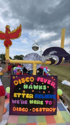 Decade Homecoming Floats, Disco Theme Parade Float, Disco Parade Float Ideas, Decades Homecoming Float, Disco Float Parade, 70s Homecoming Float, Disco Parade Float, Float Ideas For Parade Homecoming, Hoco Float Ideas