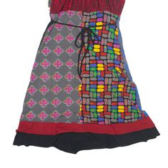 Item is in good used condition. Label says size S/M. >Size: UK 8 >Armpit To Armpit: 13" >Armpit To Cuff: N/A" >Collar To Hem: 32" Multicolor V-neck Dress With Patchwork, Black Patchwork V-neck Dress, Multicolor Print Patchwork V-neck Dress, Wholesale Shoes, Day Dress, Beauty Bag, Cardigan Coat, Empire Waist, Coat Dress