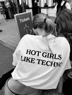 #techno#hotgirlslovetechno#printtee#shirtidea Techno And Tequila, Techno Core, Techno Tshirt, Techno Aesthetic, Techno Vibes, Techno Clothes, Techno Girl, Techno Style, Techno Outfit