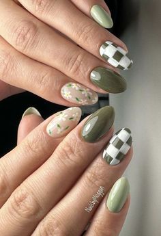 Nail Art Army, Khaki Green Nails, Checker Board Nails, Army Green Nails, Olive Nails, Green Nail Art, Art Designs Ideas, Really Cute Nails