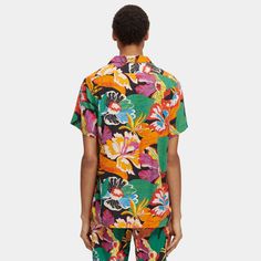 The iconic camp shirt is a timeless favourite. Our latest take on this relaxed style comes with an all-over fun, floral-themed print - finished with a classic lapel neckline. Van Accessories, Camp Shirt, Floral Theme, Scotch Soda, Scotch & Soda, Sweaters And Jeans, Swim Suit Bottoms, Camping Shirt, Sweater And Shorts