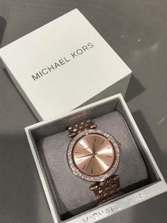 Michael Kors Gold Watch Women, Swarovski Watch Women, Michael Kors Watch Women's, Designer Watches Women, Mk Watch Women, Watches Michael Kors, Brand Watches Women, Watches Women Michael Kors, Fashion Career