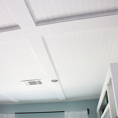 the ceiling in this room is painted white