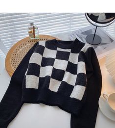 Style: commuting Size: one size Color: white, black Black Houndstooth Sweater For Fall, Black Argyle Pattern Crew Neck Sweater, Black Argyle Crew Neck Sweater, Black Houndstooth Sweater For Winter, Black Houndstooth Winter Sweater, Hong Kong Style, Plaid Sweater, Chess Board, Style Retro