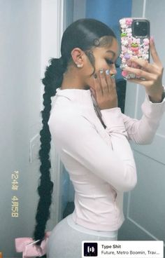 - 𝗳𝗼𝗹𝗹𝗼𝘄 𝟰 𝗺𝗼𝗿𝗲 ➚➚➚ Girly Hairstyles, Sleek Ponytail Hairstyles, Mirror Pictures, Mirror Flicks, Braids Hairstyles Pictures, Protective Hairstyles Braids, Pretty Braided Hairstyles, Hairstyle Inspo, Dope Hairstyles