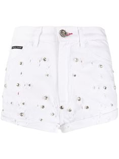 White cotton high-rise crystal-embellished shorts from Philipp Plein featuring a distressed finish, gemstone embellishments, a high rise, a short length, a five pocket design, belt loops and a button and zip fly. | Philipp Plein High-Rise Crystal-Embellished Shorts Jeans Bordado, Expensive Outfits, Embellished Hoodie, Styles Clothes, Embellished Shorts, Studded Denim, White Jean Shorts, Embellished Denim, Black Tweed