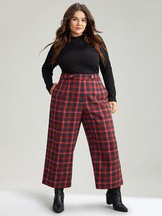 Shop Plaid Button Detail Pocket Loose Pants at BloomChic. Plus Size Clothing & Plus Size Pants. BloomChic is a digital-first fashion and lifestyle destination for modern women sizes 10-30. Trendy Bottoms, Clothing Plus Size, Plus Size Pants, Loose Pants, Modern Women, Button Detail, Fashion And Lifestyle, Plus Size Clothing, Modern Woman