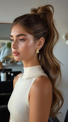 Best 24 Prom Hairstyles with a Vintage Flair Prom Hairstyles 2024 Trends, Best Prom Hairstyles, Prom Trends, Chic Ponytail, Tail Hairstyle, Elegant Ponytail, 2024 Prom, Classic Hairstyles