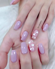 Cute Nails Purple, Nail Autumn 2022, Purple Short Nails, Design Natural Nails, Natural Nails Design, Nails Design Tutorial, Nail Design Autumn, White Nails Design, Simple Nails Design