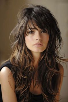 28 Short Shag With Bangs Hairstyles For Every Face Shape Short Shag With Bangs, Bangs Haircut Ideas, Flattering Bangs, Shag With Bangs, Haircut Ideas Trendy, Bangs Haircut, Rocker Hair, Shaggy Long Hair, Long Shag Haircut