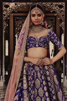 Sabyasachi Lengha, Dulhan Lehenga, Wedding Lehngas, Indian Bride Outfits, Bridal Lehenga Collection, Lehenga Blouse Designs, Indian Bridal Lehenga