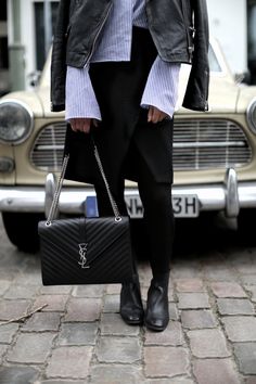 Saint Laurent Bag Outfit, Saint Laurent Envelope Bag, Louis Vuitton Outfit Ideas, Melie Louis Vuitton, Louis Vuitton Bag Outfit, Designer Handbags Louis Vuitton, Louis Vuitton Outfit