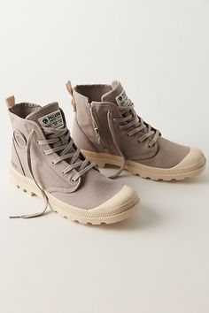 Palladium Pampa Hi, Cute Boots, Recycled Rubber, Beauty Favorites, Boho Clothing, Boot Shop, Boho Outfits, Fashion Ideas, Ankle Length