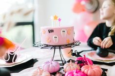 A GHOUL GANG HALLOWEEN PARTY Boo Im Two, Cotton Candy Halloween, Pastel Pink Cake, Halloween Themed Cookies, Ghoul Gang, Forest Birthday Party