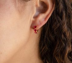 ✦ 𝐈𝐭𝐞𝐦 𝐃𝐞𝐬𝐜𝐫𝐢𝐩𝐭𝐢𝐨𝐧 "Shop our Ruby Huggies Earrings crafted by Pashicreations. Bold gemstones set in 14k gold create these dainty birthstone earrings, ideal for gifting to women, bridesmaids, or mothers. Handmade with care, these earrings are perfect for everyday wear, making them a thoughtful gift for your girlfriend, mom, sister, or for celebrating special occasions like Mother's Day, anniversaries, birthdays, and Valentine's Day. Elevate her style with these timeless treasures." 14k Gold Birthstone Huggie Earrings As Gift, 14k Gold Pierced Cluster Earrings As Gift, 14k Gold Gemstone Cluster Earrings For Gift, Birthstone Earrings For Valentine's Day, 14k Gold Cluster Earrings For Gift, Birthstone Huggie Earrings For Anniversary, 14k Gold Hoop Earrings With Gemstones As A Gift, Huggie Earrings With Prong Setting For Gift, 14k Gold Hoop Earrings With Gemstone For Gift