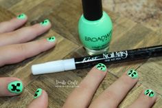 Minecraft Creeper Nails! Minecraft Themed Birthday Party, Game Nail Art, 10th Birthday Party Ideas, Minecraft Halloween, Mind Craft, Minecraft Bday, Minecraft Party Ideas, Nail Art Idea