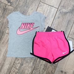 Nwt Bin Pe.L Cute Pink Sports Tops, Pink Short Sleeve Sports Set, Casual Pink Cotton Sets, Casual Pink Sports Sets, Nike Pink Short Sleeve Sets, Sporty Pink Spring Sets, Nike Pink Playwear Sets, Playful Pink Nike Sets, Sporty Pink Sets For Summer