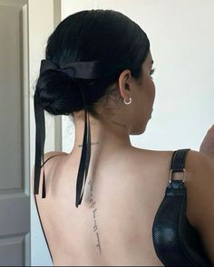 Inspiration Tattoos, Ribbon Hairstyle, Hair Stylies, Penteado Cabelo Curto, Hair Stylist Life, Aesthetic Hair, Hair Day, Pretty Hairstyles, Hair Goals