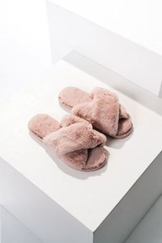 Fuzzy, criss-cross, cozy, open toe slippers. Available in black, grey and dusty pink. www.pipeandrow.com #pipeandrow #notyouraveragestaple #seattle #shopsmall #createtheculture #yourlocalgirlgang #localgirlgang #capsulecloset #slippers cute slippers, modern slippers, fun comfortable Pink Super Soft Cozy Slippers, Cozy Pink Super Soft Slippers, Cozy Pink Slippers For Loungewear, Cozy Pink Indoor Slippers, Cozy Pink Slippers With Round Toe, Cozy Pink Round Toe Slippers, Pink Open Toe Indoor Slippers, Pink Super Soft Slippers For Loungewear, Comfy Pink Slippers For Loungewear