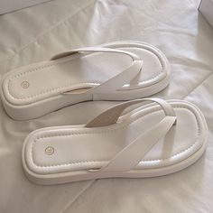 Super Cute Sandals I Bought Them Online Size 7.5 But They Run Smaller I Would Said They Are 6.5 They Are New Cheap White Platform Slippers For Women, Cheap White Platform Slippers, Cheap White Round Toe Espadrilles, Cute White Heels Sandals, Cheap Blue Flat Slides, White Shoes Sandal, White Beach Shoes Women, Pretty Sandals That Cover Toes, Cheap Blue Slides For Spring