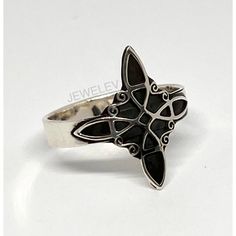 This intricate Witches Knot Ring features a vintage finish applied to sterling silver 925, providing a timeless presence of sophistication and elegance. Witches Knot, Ring Exchange, Purchase Receipt, Knot Ring, Celtic Jewelry, Silver 925, My Jewellery, Jewelry Box, Knot