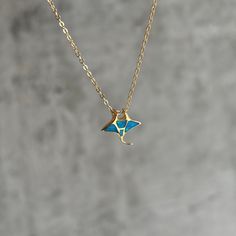 Lose your self, come to your senses. -- Check out my sis shops :) https://oceanbytahlia.etsy.com https://quirkytahlia.etsy.com -- 💎  Gold vermeil, 925 sterling silver 📏  Adjustable length: 40+5cm / 16"-18";  📐  Charm size: 1.3mm * 1.3mm ☔  Waterproof & non-tarnish -- 📦 Eco-friendly packing We try our best to use as little plastic as possible in our packaging. Every package comes with the following freebies: 1 X cotton jewelry bag 2 X tropical stickers 1 X silver polishing cloth 2 X alcohol s Sting Ray Necklace, Surfer Girl Necklace, Tropical Stickers, Gold Jewelry Women, Thailand Outfit, Surf Jewelry, Earrings Piercings, Dream Bracelet, Cotton Jewelry