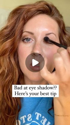 Basic Makeup For Beginners Tutorials, K Beauty Eye Makeup, Makeup Over 40 Hooded Eyes, Makeup For Mid 30s For Women, Modern Makeup Looks, Shadow For Blue Eyes, Simple Eye Makeup For Beginners, Eye Shadow For Blue Eyes, Smokey Eye For Beginners