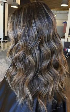 Brunette Babylights, Brown Hair Inspo, Brunette Hair With Highlights, Brown Hair With Blonde Highlights, Brunette Balayage Hair, Brown Hair Balayage, Ombré Hair, Hair Balayage, Hair Color Highlights