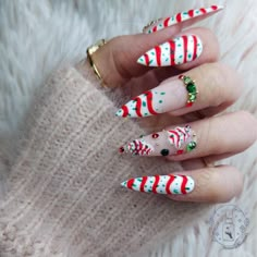 Christmas Candy Nails Designs, Best Christmas Nail Designs, Little Debbie Christmas Tree Cake Nails, Christmas Cake Nails, Over The Top Christmas Nails, Nativity Scene Nails, Little Debbie Christmas Tree Nails, Winter Bling Nails, Nutcracker Christmas Nails