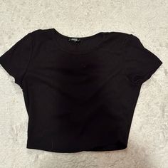 -Black -Ribbed -Never Worn -Baby Tee -Cropped Black Ribbed Crew Neck Crop Top, Black Ribbed Cropped Top, Basic Black Short Sleeve Crop Top, Shein Tops, Solid Tops, Black Rib, Baby Tee, Infant Tees, Solid Black