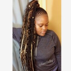 Feed In braids. Bohemian Pony. Feed in Ponytail . Braids Feed In Braids Bohemian, Feed In Ponytail Braids, Style With Braids, Boho Hairstyles For Long Hair, Braids Bohemian, Half Braided Hairstyles, Braided Half Updo, Braided Hairstyles For Short Hair