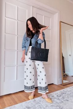 Vintage Chanel Chocolate Bar Tote with Zara Linen Pants with Black Top with Levi's Denim Jacket Printed Linen Pants Outfit, Black Linen Pants Street Style, Zara Linen Pants For Spring, Chic Zara Summer Pants, Black Linen Pants 2022, Zara Pants Outfit, Zara Embroidered Pants, Zara Linen Pants, Zara Bohemian Spring Pants