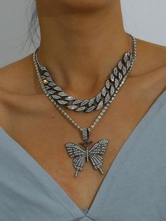 Diamond Butterfly Necklace Butterfly Fashion, Cuban Link Necklace, Butterfly Pendant Necklace, Luxury Diamonds, Chain Choker Necklace, Hip Hop Jewelry, Statement Pendant, Cuban Link Chain, Cuban Chain