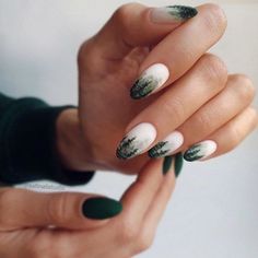 Unique And Beautiful Winter Nail Designs ★ Nature Inspired Nails, Christmas Nail Colors, Tree Nail Art, Tree Nails, Christmas Nails Easy, Her Nails, Christmas Nails Acrylic, Nails 2023