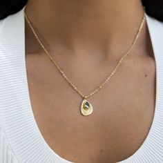 -18k gold plated short necklace with organic pendant with a stone -Measures 18" -Please note that our brand uses natural semi-precious stones--each piece has a unique texture, shine, and color Organic Pendant, Short Necklace, Delicate Necklace, Bar Necklace, Semiprecious Stones, Precious Stones, Semi Precious, 18k Gold, Gold Plate