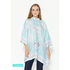 One size shoulder 37 cm sleeve 43 cm bust 114 cm length 86 cm Traditional Blue Kaftan With Batik Print, Casual Blue Batik Print Kaftan, Blue Casual Kaftan With Batik Print, Casual Blue Kaftan With Batik Print, Traditional Blue Printed Tunic, Summer Long Sleeve Batik Print Kaftan, Casual Short Sleeve Batik Print Kaftan, Casual Short Sleeve Batik Kaftan, Traditional Short Sleeve Floral Kaftan