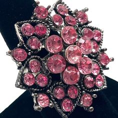 VINTAGE 50s PINK Rhinestones Cluster Round Cocktail Costume Ring JUDY LEE JEWELRY Vintage 1950s Adjustable  Brilliant Pink Rhinestones in a Circular Heart Pattern From private collection/never worn Like New A GREAT Cocktail Party Ring in a Fun Diamond Shape with a 60-70s Vibe! Elegant Pink Cluster Rings, Pink Crystal Costume Jewelry, Prom Rings, Pink Cocktail Ring, Vintage Flower Shaped Jewelry With Rhinestones, 1950s Jewelry Rhinestone, Costume Rings, Pink Cocktails, Rose Vintage