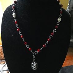 Red Glass Beads. Stainless Steel Heavy Guage Link Construction. Resin Skull Beads. Resin Skeleton Pendant Gothic Rosary, Resin Skull, Skull Beads, Jewelry Gothic, Beaded Skull, Red Glass, Rosary, Womens Jewelry Necklace, Skeleton