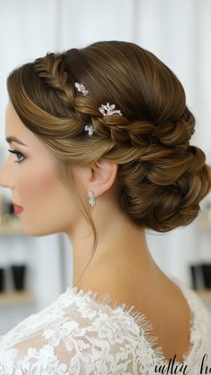 The Braid-Embellished Updo is a stunning choice for homecoming, blending intricate braids with a chic bun for a standout look. This elegant style adds sophistication and creativity to your evening. Click the pin and follow us for more breathtaking hair ideas! #BraidedUpdo #HomecomingHair #ChicBun #ElegantStyle #HairInspiration Hairstyles For Homecoming, Bun With Braid, Night Out Glam, Easy Straight Hairstyles, Chic Bun, Easy Formal Hairstyles, Pin Up Curls, Intricate Braids, Chignon Bun