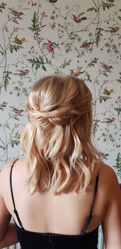 Bridesmaid Hairstyles For Short Hair Half Up, Half Updo Shoulder Length Hair, Prom Hairstyles Half Up Half Down Short Hair, Short Hair Half Up Half Down Prom, Maid Of Honor Hairstyles Medium Half Up, Bridesmaid Hair Shorthair, Short Blonde Half Up Half Down, Wedding Half Updos For Short Hair, Wedding Hair Mid Length Half Up