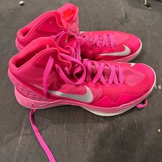 Never Worn Spring Synthetic Basketball Shoes With Round Toe, Synthetic Round Toe Basketball Shoes For Spring, Hot Pink Basketball Shoes, Pink Round Toe Basketball Shoes For Spring, Pink Basketball Shoes, Pink Basketball, Shoe Inspo, Nike Pink, Nike Shoes Women