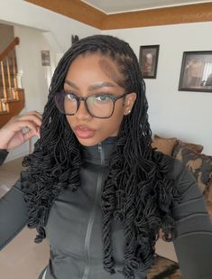 Faux Locs Ideas, Flexi Rod Curls, Locs Ideas, Dreadlock Style, Stunning Hairstyles, Pretty Hair Color, Natural Hair Inspiration, Sleek Ponytail, Soft Curls