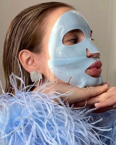 Creative Advertising Photography, Mask Aesthetic, Skin Photo, Business Photoshoot, Golden Painting, Blue Mask, Vogue Beauty, Diy Skincare, Advertising Photography