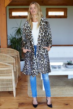 As a collector of vintage faux fur coats, I have been searching for years for a faux fur to remake a modern vintage leopard coat. We finally developed one this year and are so excited to add this to our closets. Intended to be worthy of a customers life long collection. -E. Major Leopard ❤ Wardrobe needs a major vegan fur leopard coat - keep warm all winter - easiest thing with denims + tee add a heel and glam it up Low pile faux leopard - modacrylic Modern vintage : A line, swing coat Fully lin Masculine Women Fashion, 40 Year Old Womens Fashion, 80s Womens Fashion, 70s Women Fashion, Tall Women Fashion, Vintage Faux Fur Coat, Fall Fashion Coats, Emerson Fry, Leopard Coat