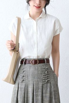 Feminine Button Up Shirts, Feminine Classy Outfits, Button Up Shirts Women, Asian Clothing Style, Hoi An Tailor, White Linen Blouse, Quirky Girl, Feminine Casual, Wishlist 2022