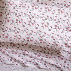 hello kitty bedding set with pink and white sheets