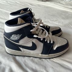 Slightly Worn In Nike Fashion Shoes, White Jordans, Vintage Football, Swag Shoes, Nike Fashion, Nike White, Football Jerseys, White Nikes, Womens Shoes Sneakers